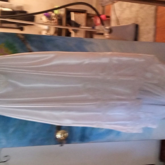 Vintage Ivory off shoulder beaded sequin bustled wedding gown - Picture 7 of 10